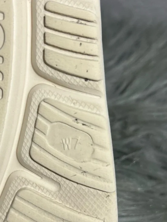 Hoka One One Ora Recovery Slide Cream Beige  Sandals Size 7 - Picture 10 of 11